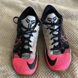 Kobe X Elite Low Flyknit Mambacurial Black Pink Mens size 12
